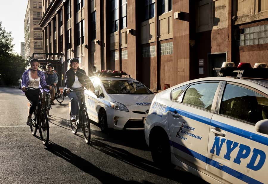 Downtown Bike Tour with Stylish Dutch Bikes or E-bikes! - The United States Court District: big institutions, quick perspective