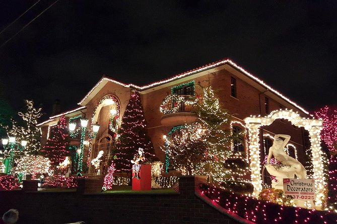 Dyker Heights Brooklyn Christmas Lights Tour - Dyker Heights and Bay Ridge Christmas lights: what you’re really seeing