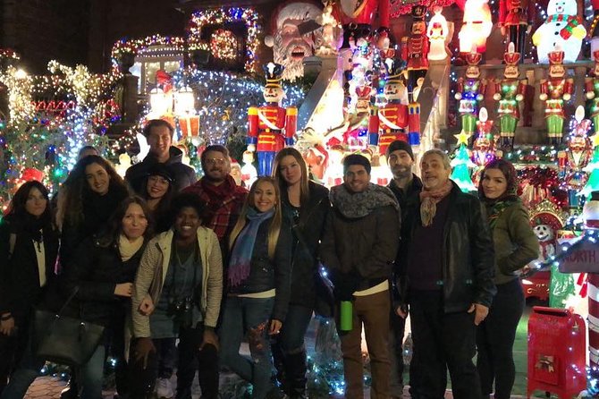 Dyker Heights Christmas Lights and NYC Skyline View Bus Tour - The 4:30 pm start at Battery Park City, and how to plan for sunsets