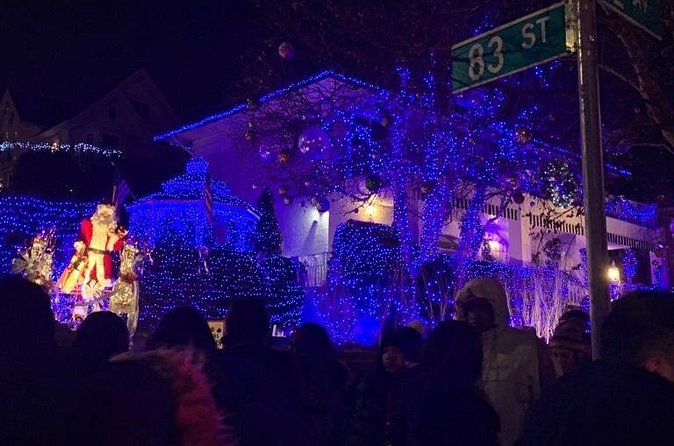Dyker Heights Christmas Lights Tour - Dyker Heights walk, where the whole night comes alive