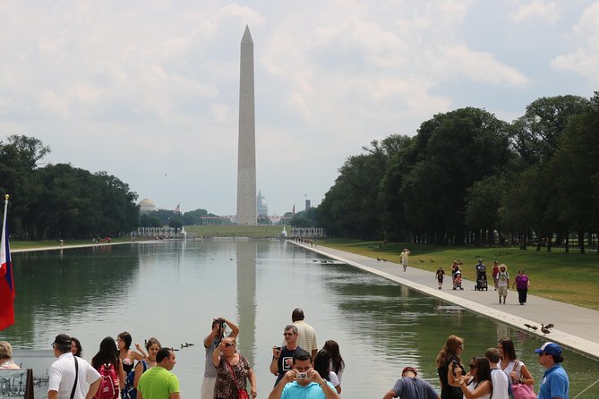Excursion to Washington from New York in 1 day - Jefferson, Washington Monument, and WWII: Quick Hits With Strong Photo Value