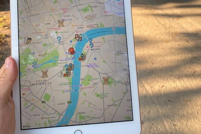 Explore New York Lower Manhattan's with a Walking Quiz - Walking Quiz Meets Lower Manhattan, From Banksy Museum