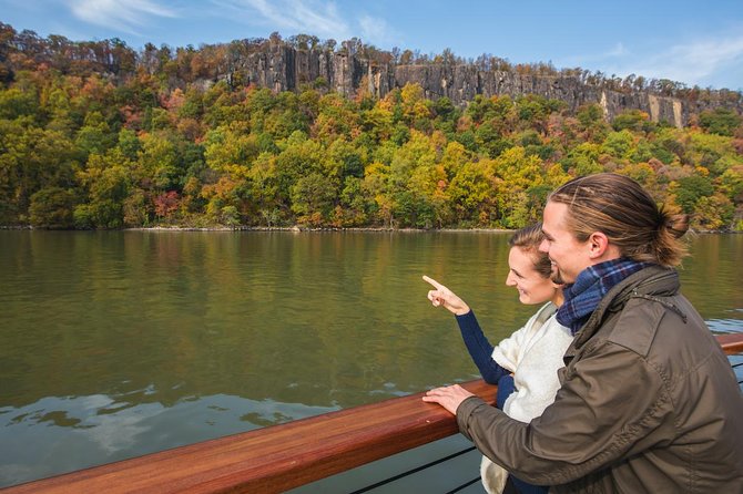 Fall Foliage Cruise on Yacht Full Moon from Chelsea Piers - Price and Value at About $110.92 Per Person