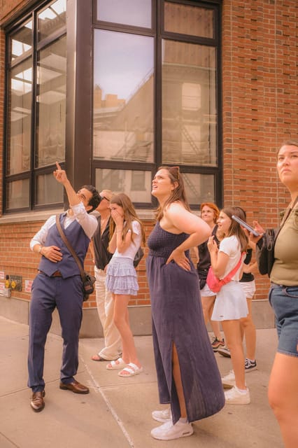 Fan Tribute: Taylor Swift in New York Walking Tour - Meeting at NYU Lipton Hall: how the tour starts