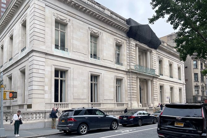 Fifth Avenue Gilded Age Mansions Private Guided Walking Tour - Timing, Pacing, and What to Expect on the Sidewalk