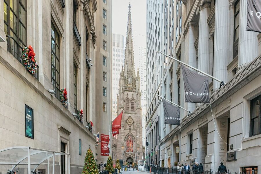 Financial Crisis Tour - Federal Hall: A Landmark That Puts Finance in Context