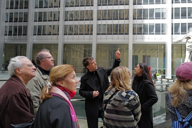 Financial District NYC Architecture Walking Tour - Trinity Church and Federal Hall, early government landmarks in walking distance
