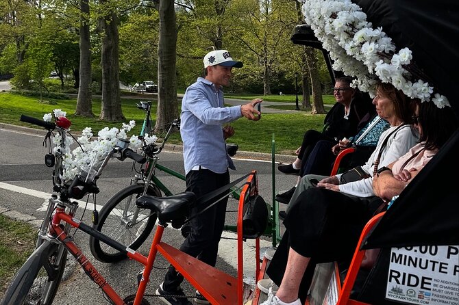 First Class Central Park Tour – Iconic Views & VIP Photo Moments - First-class Central Park by private pedicab: fast, comfy, and photo-ready