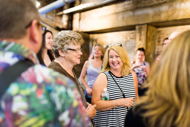 Foods of NY Tours Chelsea Market Food Tour & High Line Park - Chelsea Market food runs, from Oreo origins to biscuits and gelato