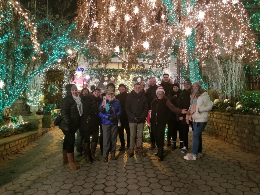 From Manhattan: 4-Hour Brooklyn Christmas Magic Tour - Dumbo under the Brooklyn Bridge: skyline photos with breathing room