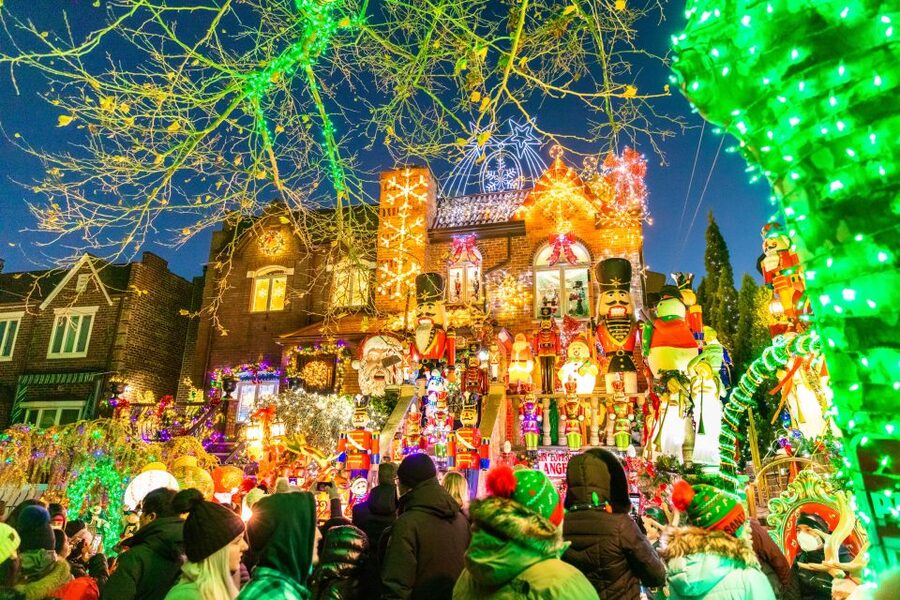 From Manhattan: 4-Hour Dyker Heights Holiday Lights Bus Tour - Dyker Heights holiday lights: why this neighborhood hits harder at night