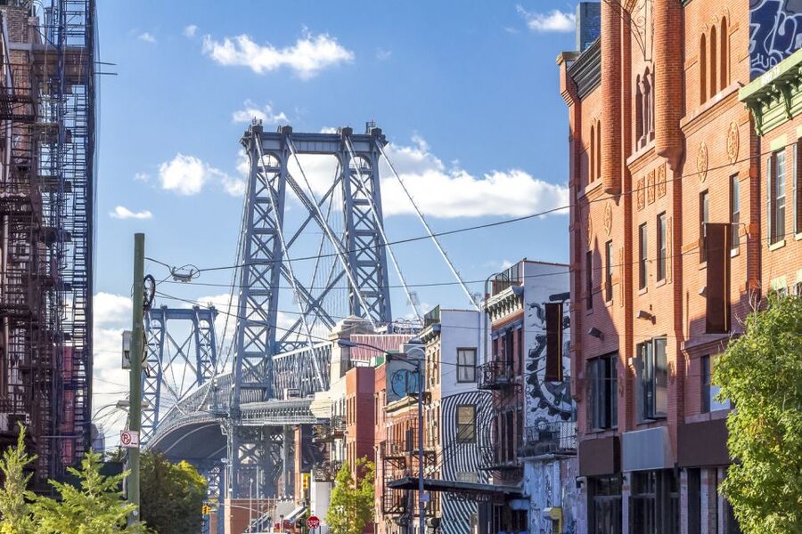 From Manhattan: Bronx, Queens and Brooklyn Half-Day Tour - From Grand Central Bridge to Upper East Side and Spanish Harlem