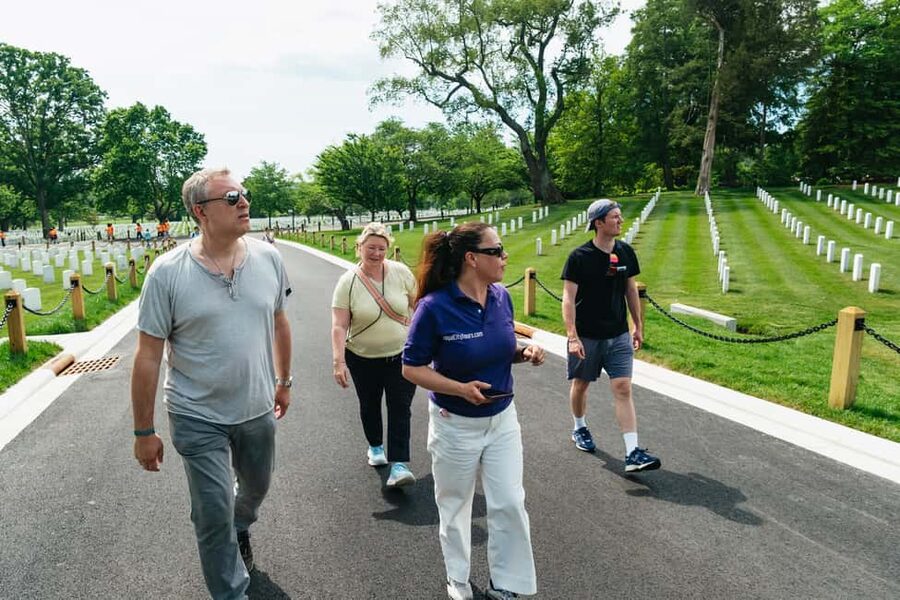 From Manhattan or New Jersey: Washington DC in a Day Tour - The day’s best value: a guided sweep of DC’s power places