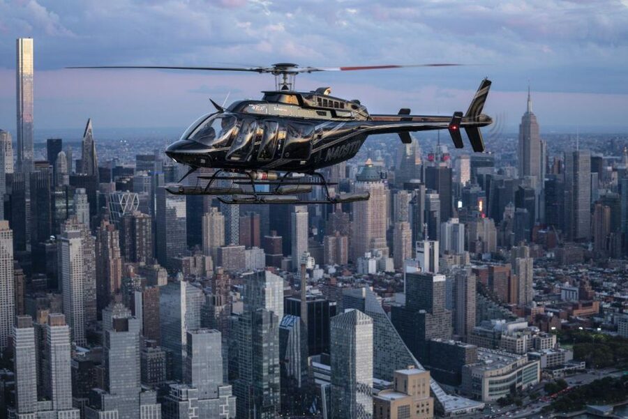 From New Jersey: New York City Skyline Tour - Day flight vs night flight: what changes in the experience