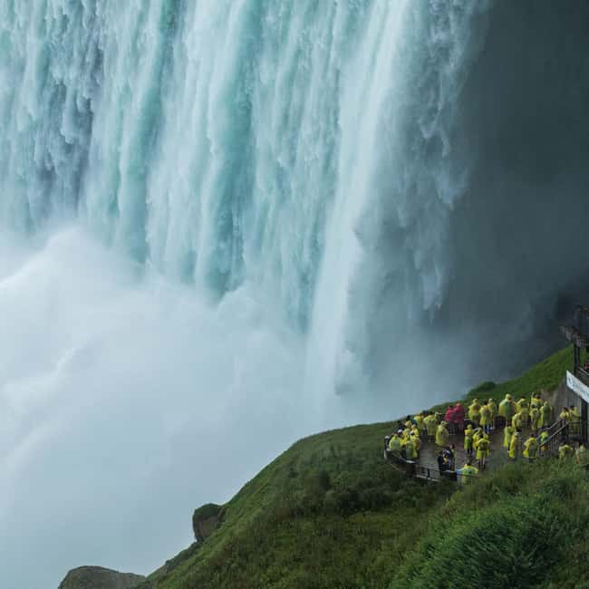 From New York City: Niagara Falls Guided Tour - Horseshoe Falls (USA): the viewpoint that sells the whole trip