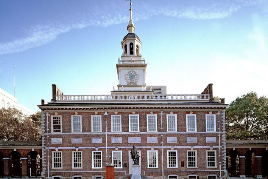 From New York City: Philadelphia & Amish Community Day Trip - Getting From New York City: The 2 Hour Transfer and What to Do With It