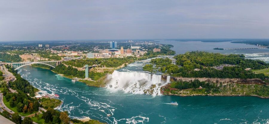 From NYC: Full-Day Niagara Falls Tour by Van - Prospect Point and Luna Island: finding the falls from mid-level angles