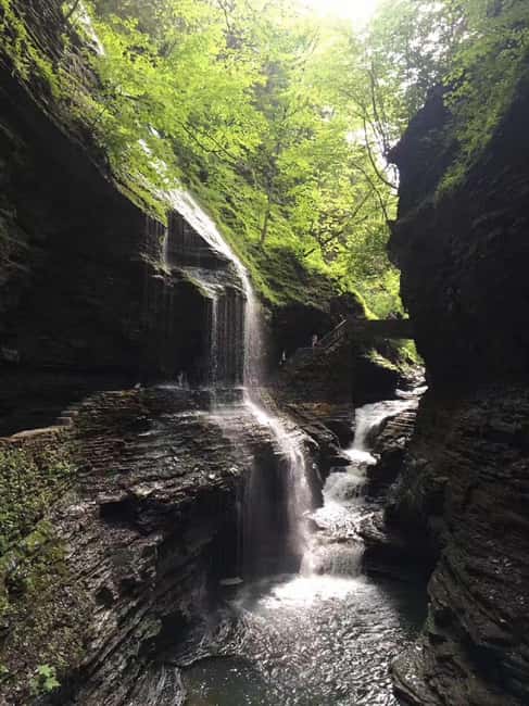 From NYC: Niagara Falls, Washington DC & Philly 3-Day Tour - Day 2: Upstate New York detours and a Niagara night tour that does the heavy lifting