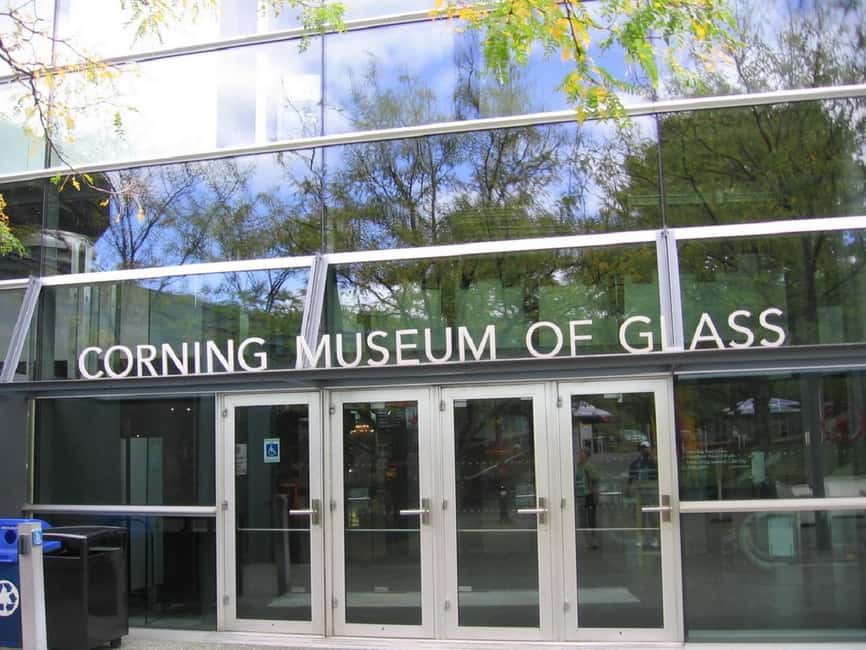 From NYC: Niagara Falls, Washington DC & Philly 3-Day Tour - Hotels, guides, and the small things that can make or break a tight schedule