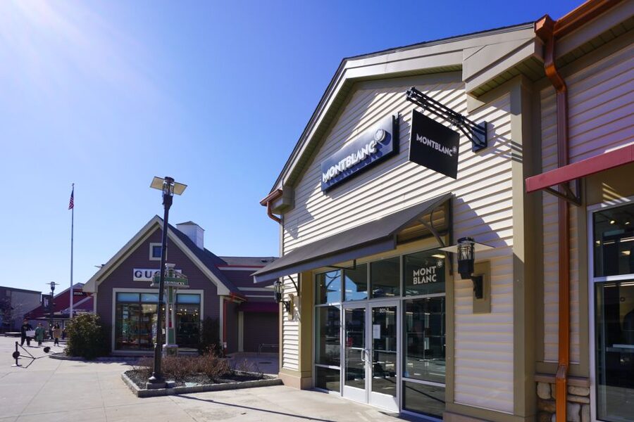 From NYC: Woodbury Common Premium Outlets Shopping Tour - Who This Tour Is Best For