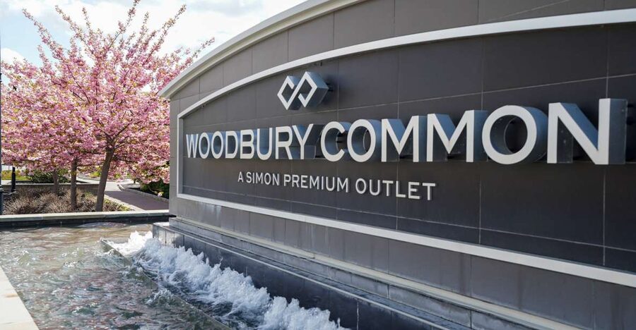 From NYC: Woodbury Common Premium Outlets Shopping Tour - The Day in Motion: Times Square to the Outlets