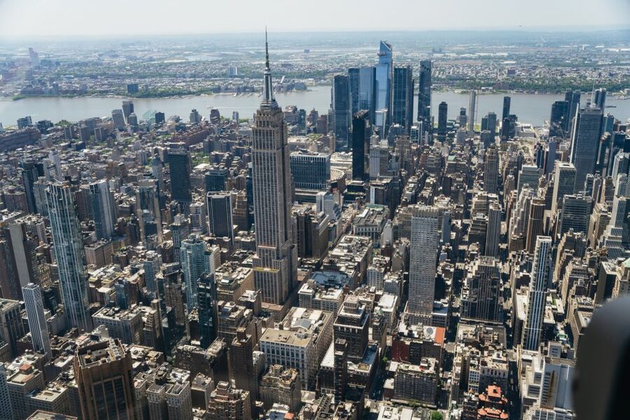 From Westchester: New York City Scenic Helicopter Tour - Shared flights, minimum passengers, and why they can affect your plan