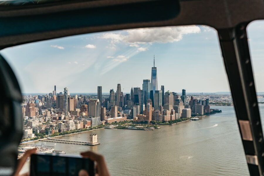 From Westchester: Private NYC Helicopter Tour for 2-6 People - Price and value: what $1,630 per group really buys you