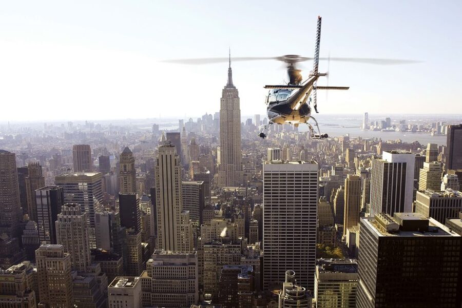 From Westchester: Private NYC Helicopter Tour for 2-6 People - Helicopter comfort, safety, and the limits that can affect your group