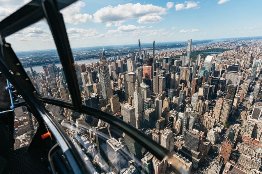From Westchester: Private NYC Helicopter Tour for 2-6 People - What the private feel adds to the experience