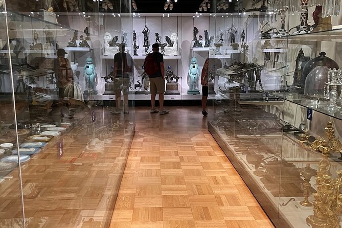 Ghost Stories: A Mysterious, Macabre Tour in the Metropolitan Museum - Entering the Met with a fear theme, not a checklist