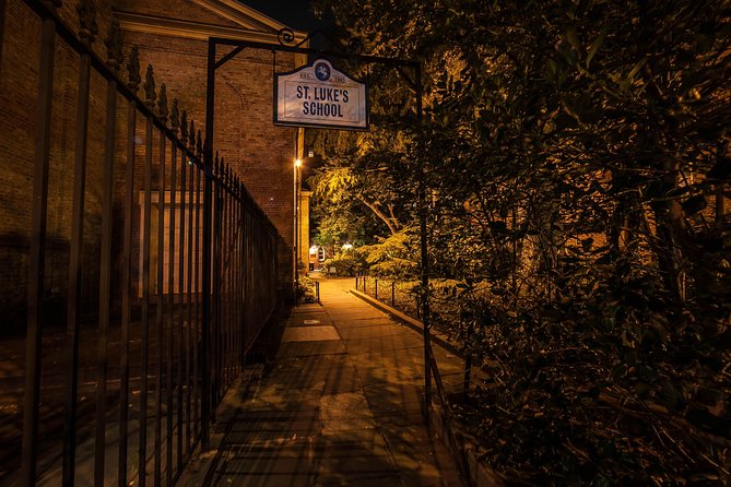 Greenwich Village Group Haunted Ghost Tour, in NYC - Waverly Place: The Stop People Remember