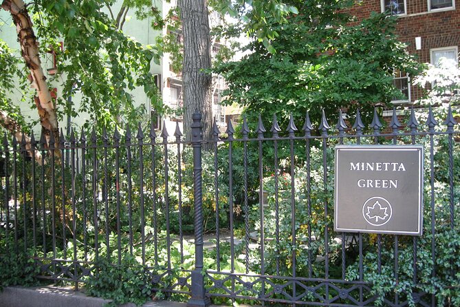 Greenwich Village Walking Tour - Starting Near the High Line, Ending Inside Washington Square Park