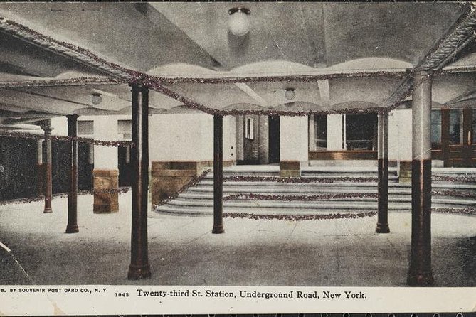 Guided Private Underground New York Subway Tour - Brooklyn Bridge station stop: the “history first” moment
