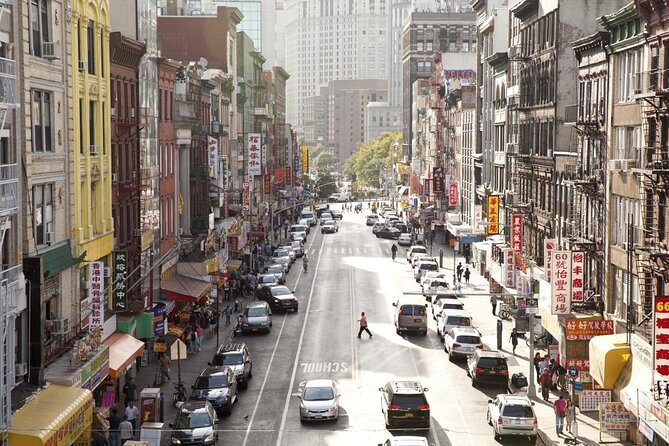 Guided tour of Lower East Side, Chinatown and Little Italy in French - Key things to know before you go