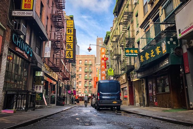 Guided tour of Lower East Side, Chinatown and Little Italy in French - Stop 1: The Lower East Side, where movies borrowed the city’s past