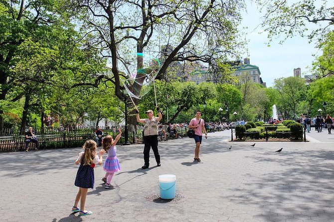 Guided tour of SoHo, Greenwich Village and Meatpacking District in French - Duration and pace: 3 hours 30 minutes done right
