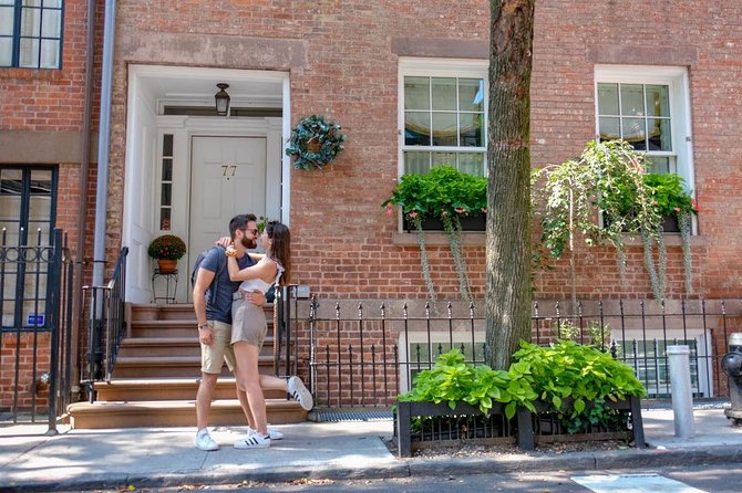 Guided tour of SoHo, Greenwich Village and Meatpacking District in French - Stop 1: SoHo wrought iron, cast-iron classics, and fashion storefronts