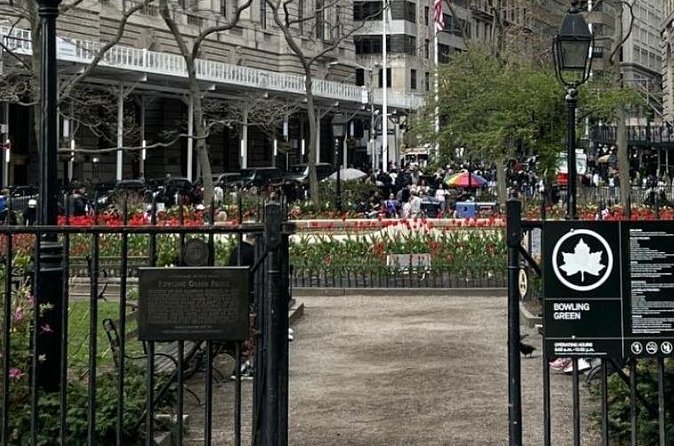 Guided Tour (with Audio) Hamilton Musical in Lower Manhattan NYC - Federal Hall: The Original Seat of Government and the Bill of Rights (Stop 3)