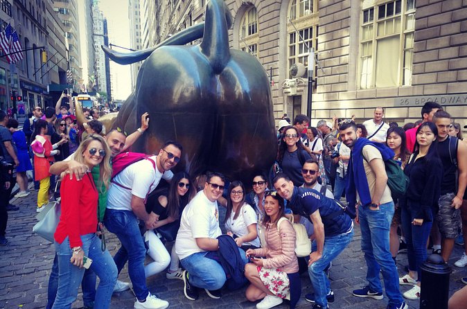 Half Day Tour in New York - St. Patrick’s to Rockefeller Center: the city’s public stage