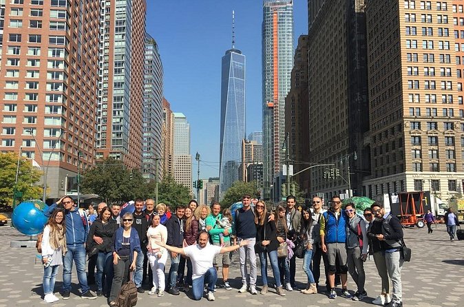Half Day Tour in New York - Battery Park and the World Trade Center area: a reflective stop
