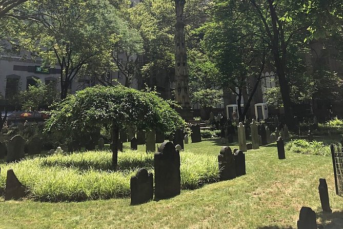 Hamilton Musical Themed Guided Walking Tour - Pace, group size, and comfort on a 3-hour walk