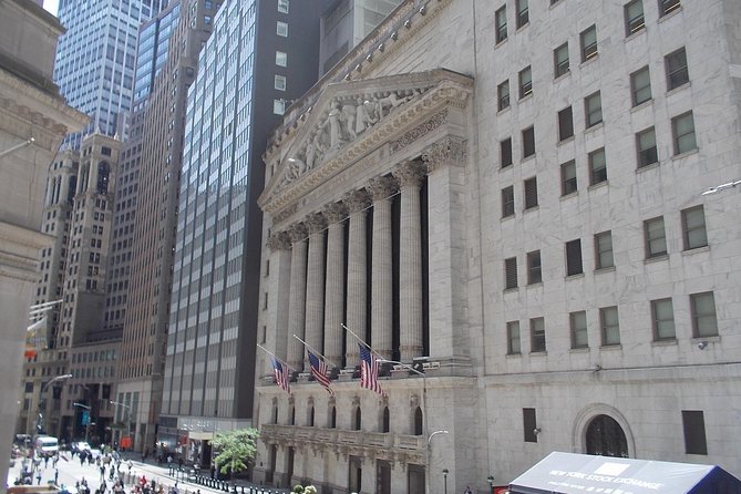 Hamilton's Wall Street - Federal Hall stop: the quick reset before the Hamilton timeline