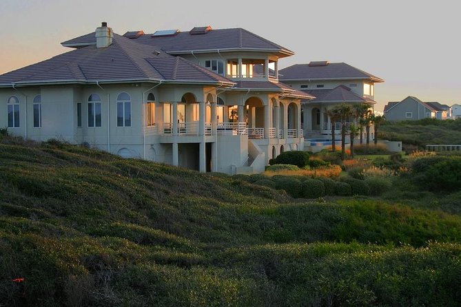 Hamptons Private Day Trip from New York City - East Hampton and Montauk: beaches, estates, and the lighthouse moment
