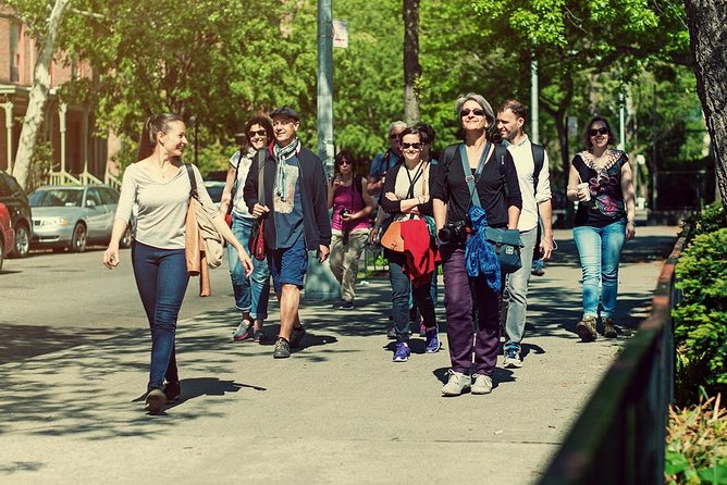 Harlem guided tour in French - Gentrification, tradeoffs, and what your guide will help you notice