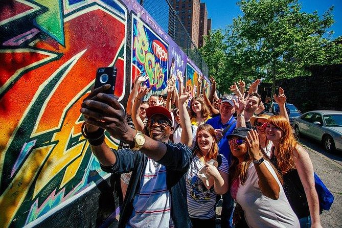 Harlem Hip-Hop Walking Tour - Stop 1: Hush Hip Hop Tours and the 3-Screen Start