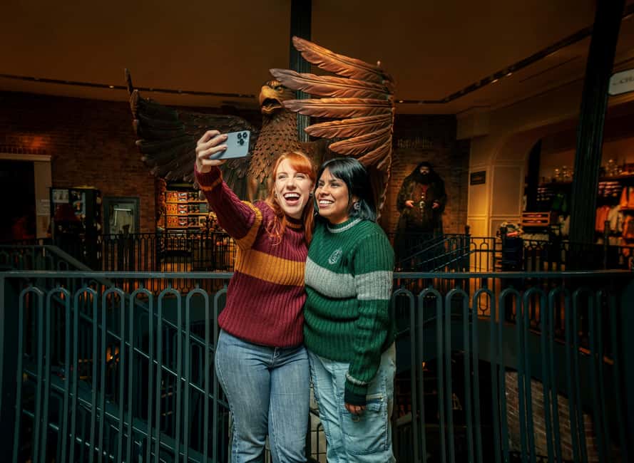 Harry Potter Shop New York: Magical Experiences - Small-group flow, staff help, and how to get through it smoothly
