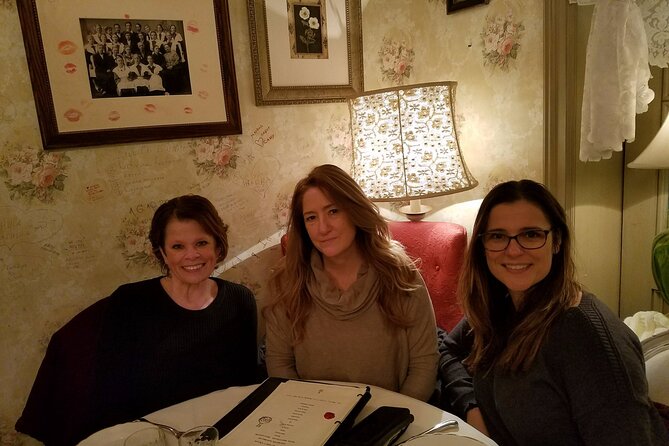 Hidden NYC Foodie Tour - Where you meet, where you end, and how that shapes your night