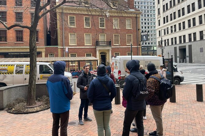 How Money Was Made Wall Street Walking Tour - Bowling Green and Battery Park: parks with jobs, not just views