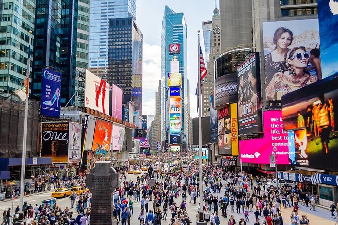 JAPANESE guided tour!! New York city "1-day" sightseeing tour. Times Square, the Statue of Liberty, Wall St, and more. - Price and what you actually get for $207