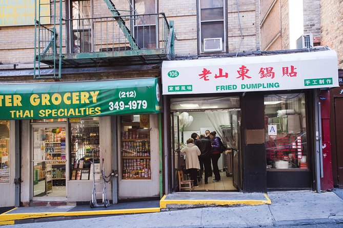 Lower East Side Food Tour: Taste NYC’s American Dream - Why this Lower East Side food-and-walk tour feels more like a lesson you’ll remember